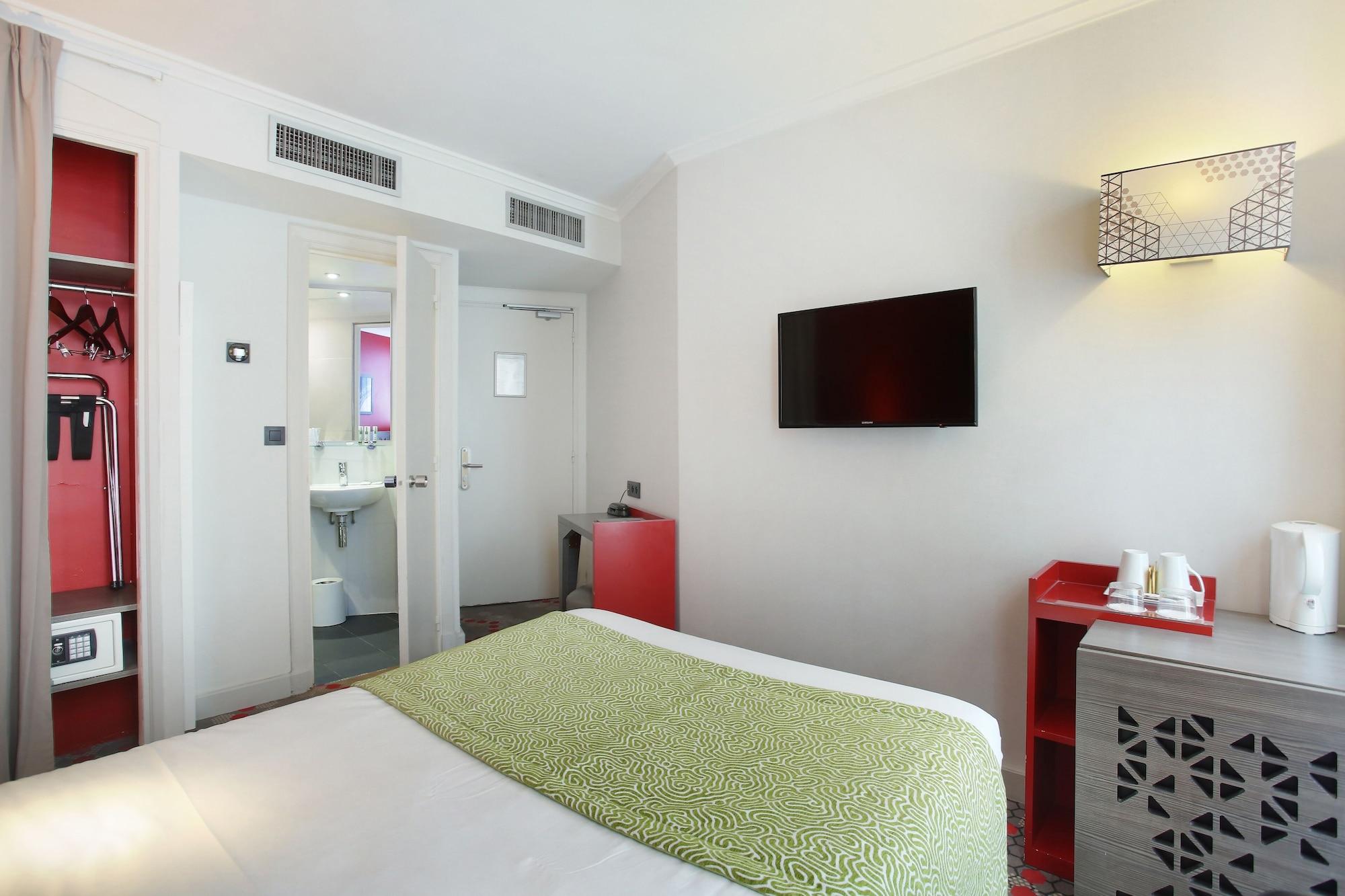 Hotel Eiffel Capitol Paris Bagian luar foto