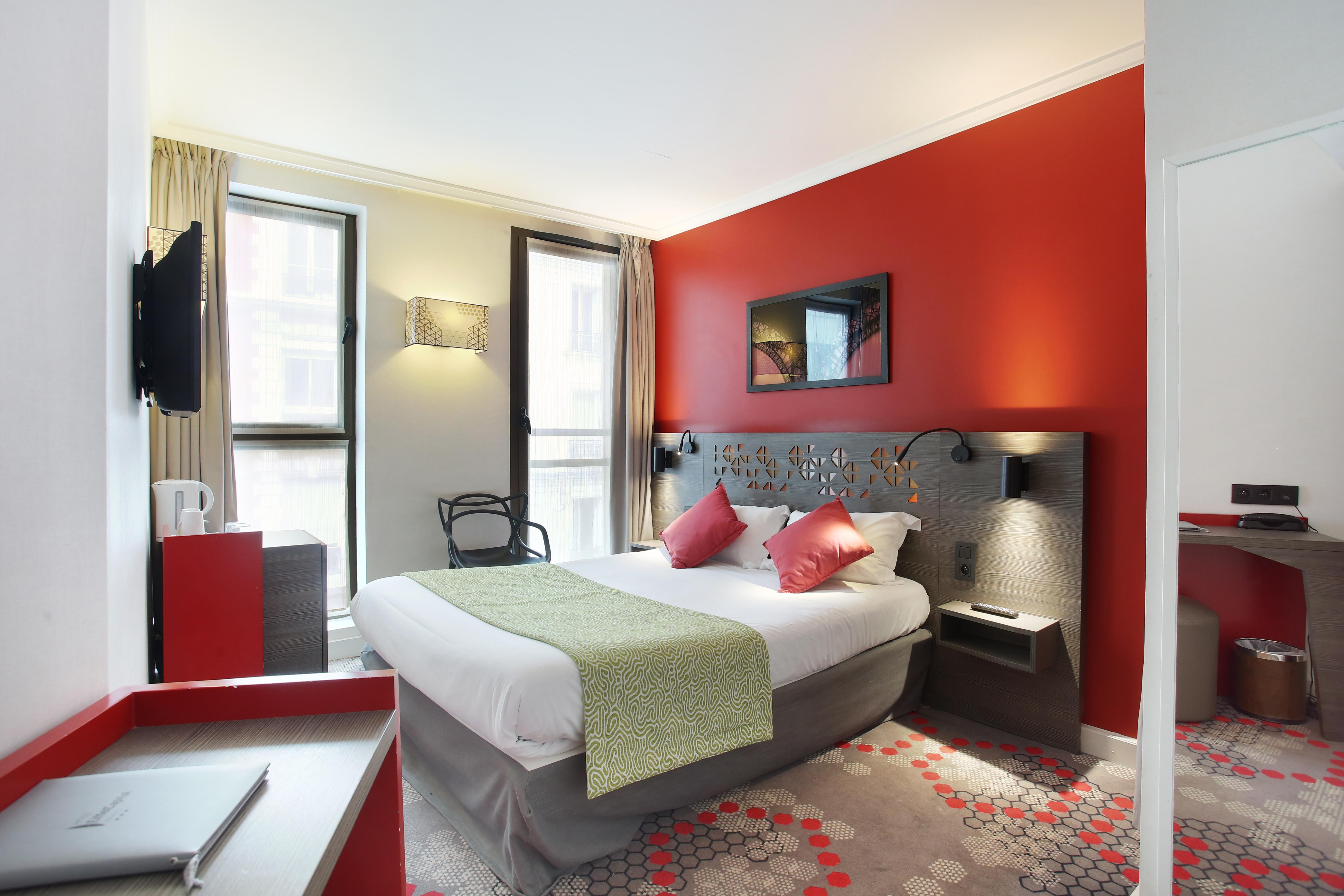 Hotel Eiffel Capitol Paris Bagian luar foto