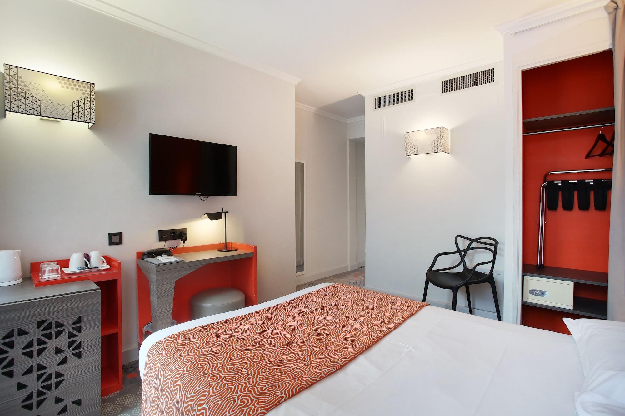 Hotel Eiffel Capitol Paris Bagian luar foto
