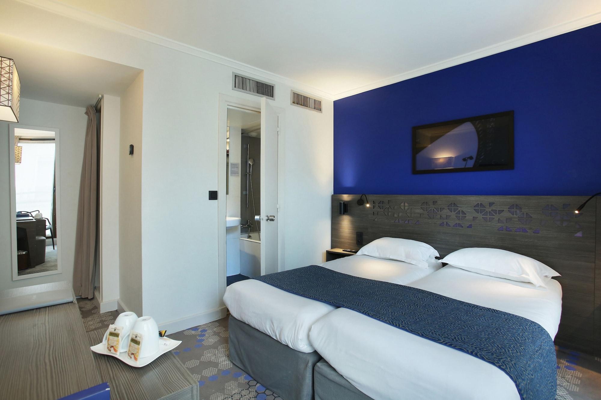 Hotel Eiffel Capitol Paris Bagian luar foto
