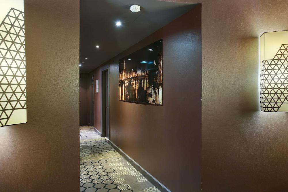 Hotel Eiffel Capitol Paris Bagian luar foto