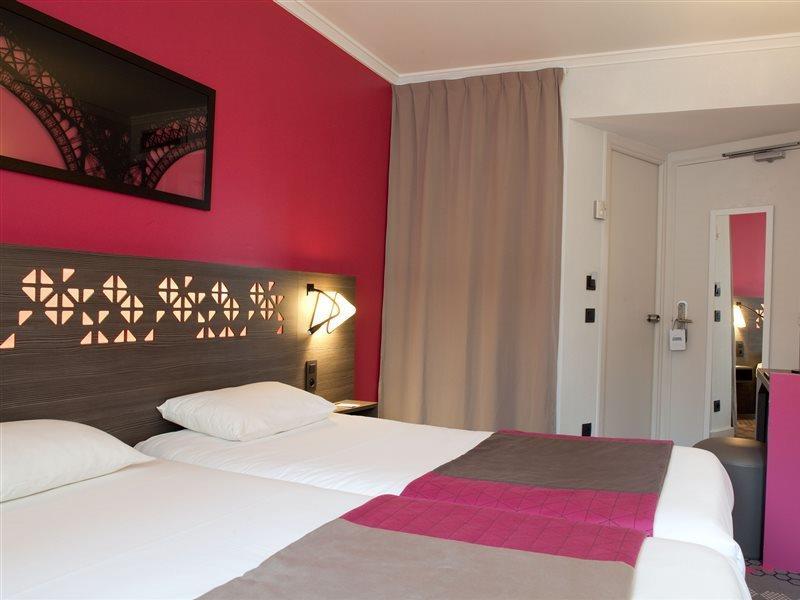 Hotel Eiffel Capitol Paris Bagian luar foto