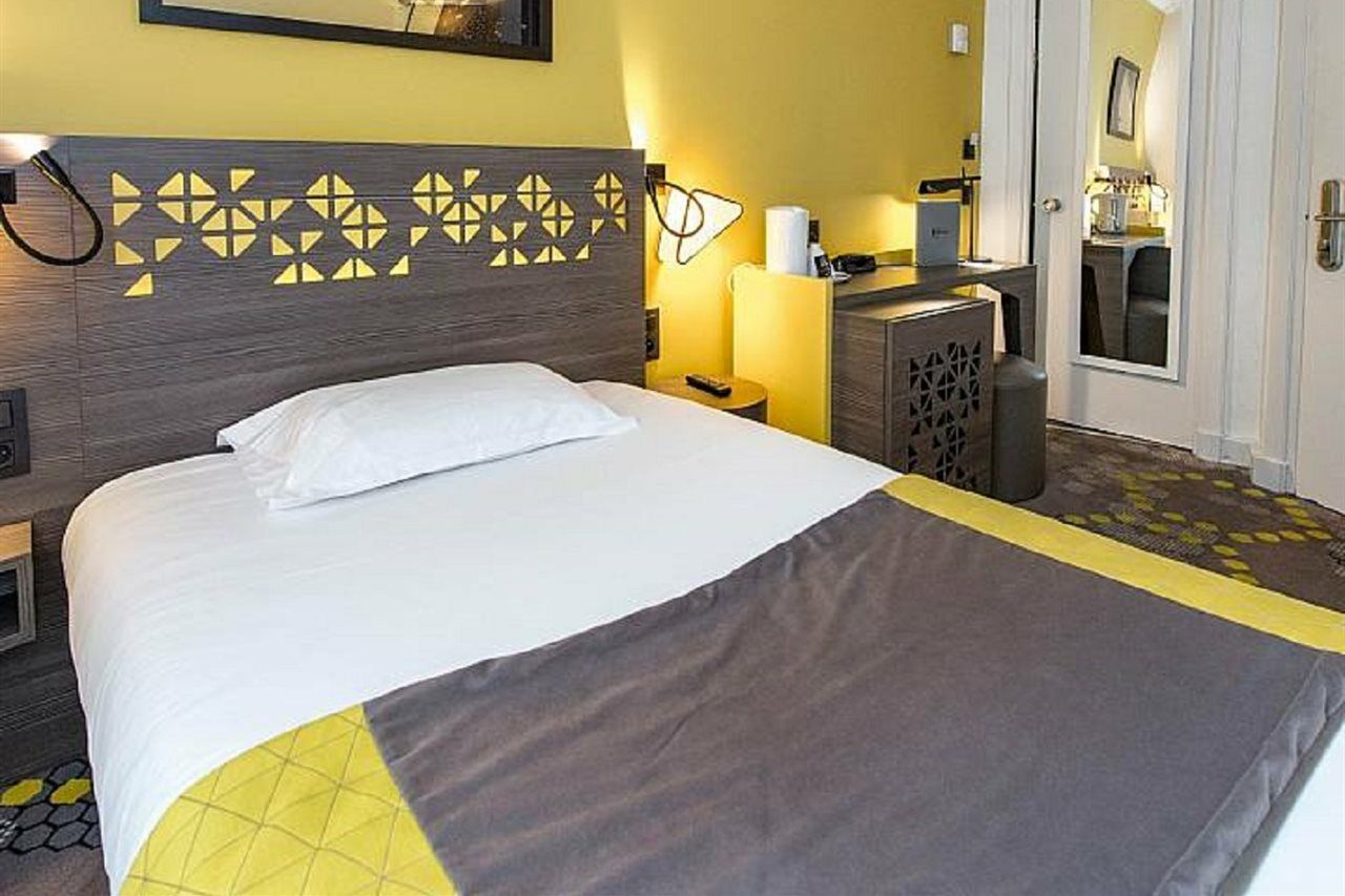 Hotel Eiffel Capitol Paris Bagian luar foto