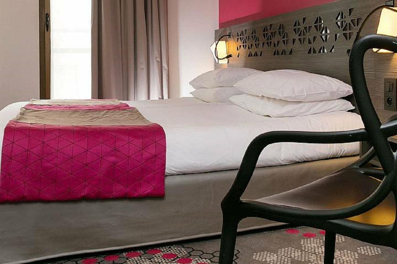 Hotel Eiffel Capitol Paris Bagian luar foto